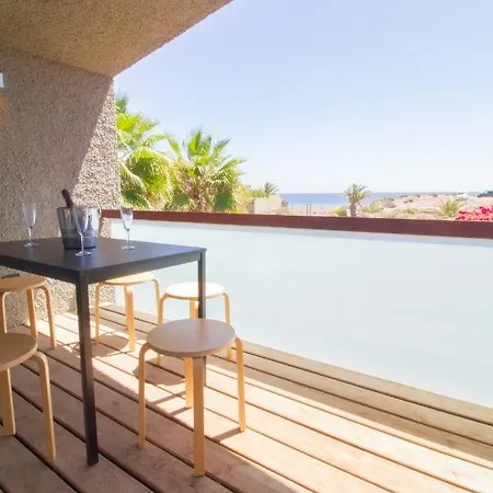 Villa The Treasure - First Line Beach Design With Jacuzzi And Pool *